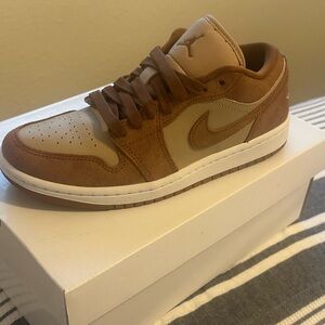 Jordan WMNS Air Jordan 1 Low SE - Brown and Coffee